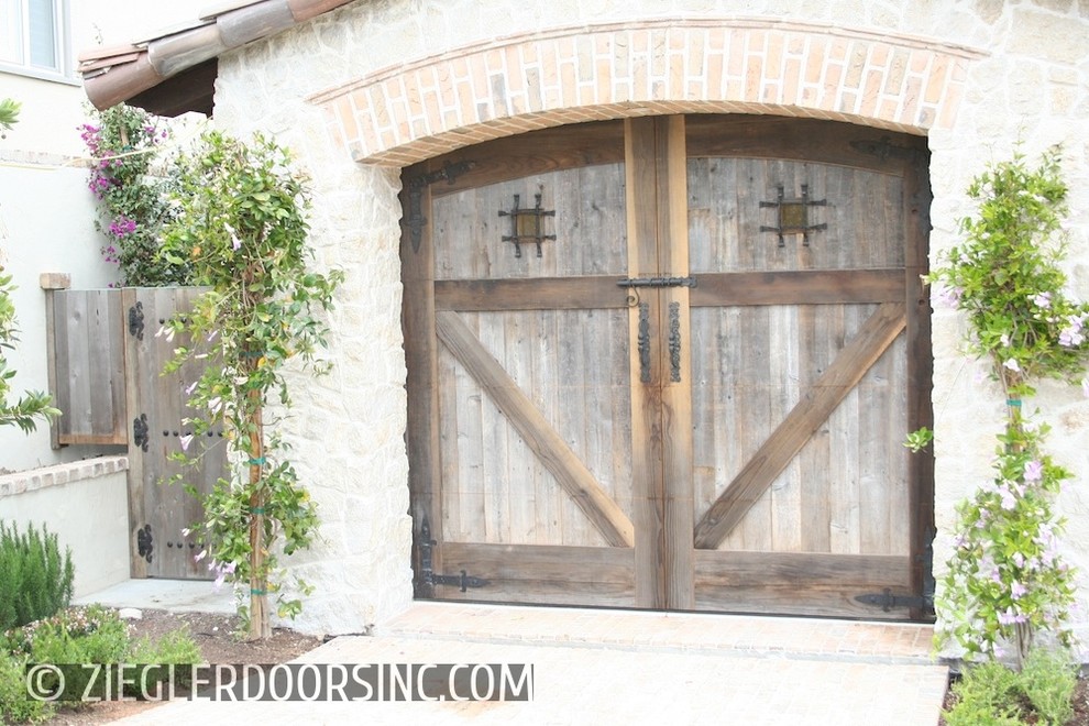 This is an example of a rustic garden shed and building in Orange County.