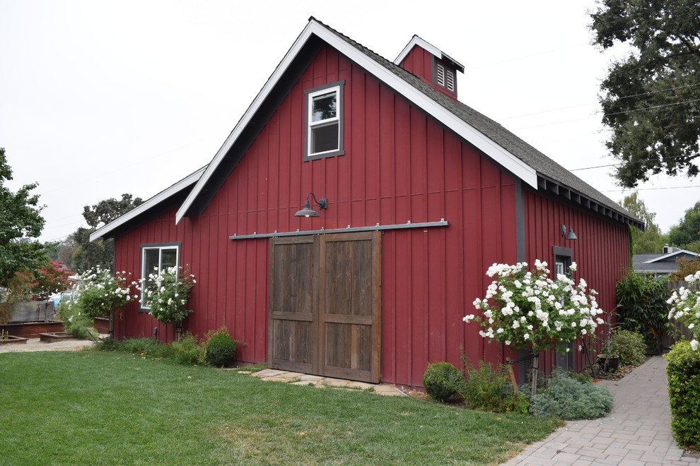 Farmhouse shed photo