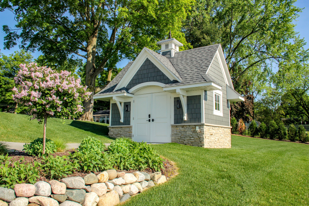 Medium sized beach style detached garden shed in Grand Rapids.