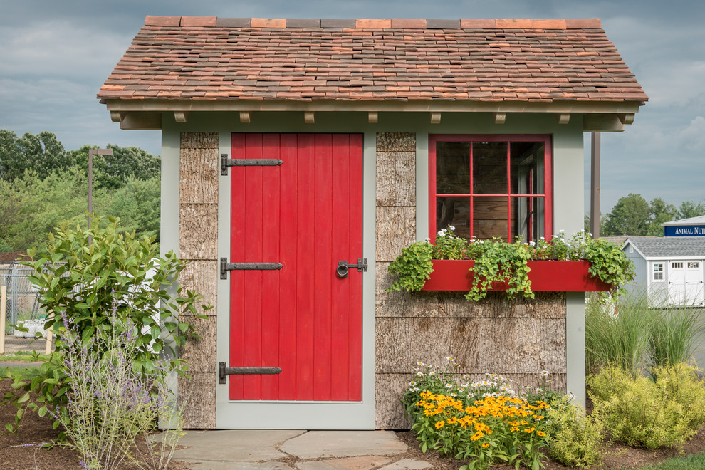 Example of a country shed design in New York