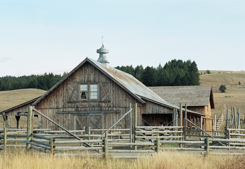 Immagine di un fienile country