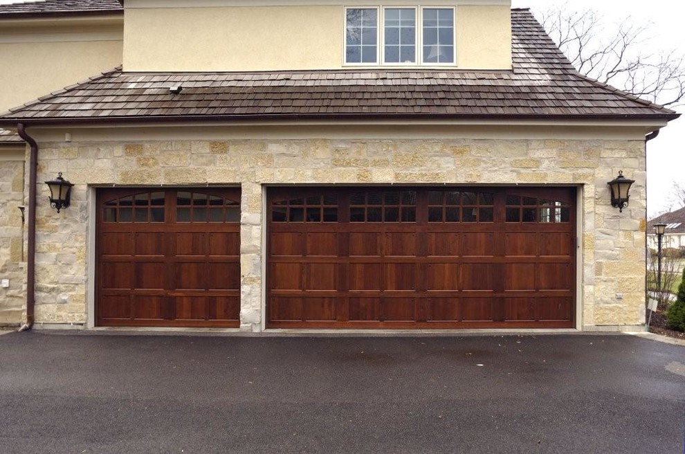 This is an example of a traditional garage in Chicago.