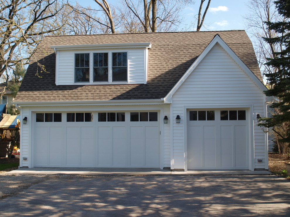 Glencoe garage Traditional Garage Chicago by L. A Rizzolo