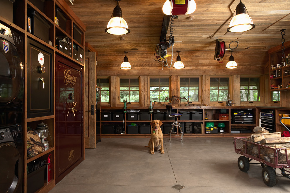 Urban studio / workshop shed photo in Minneapolis