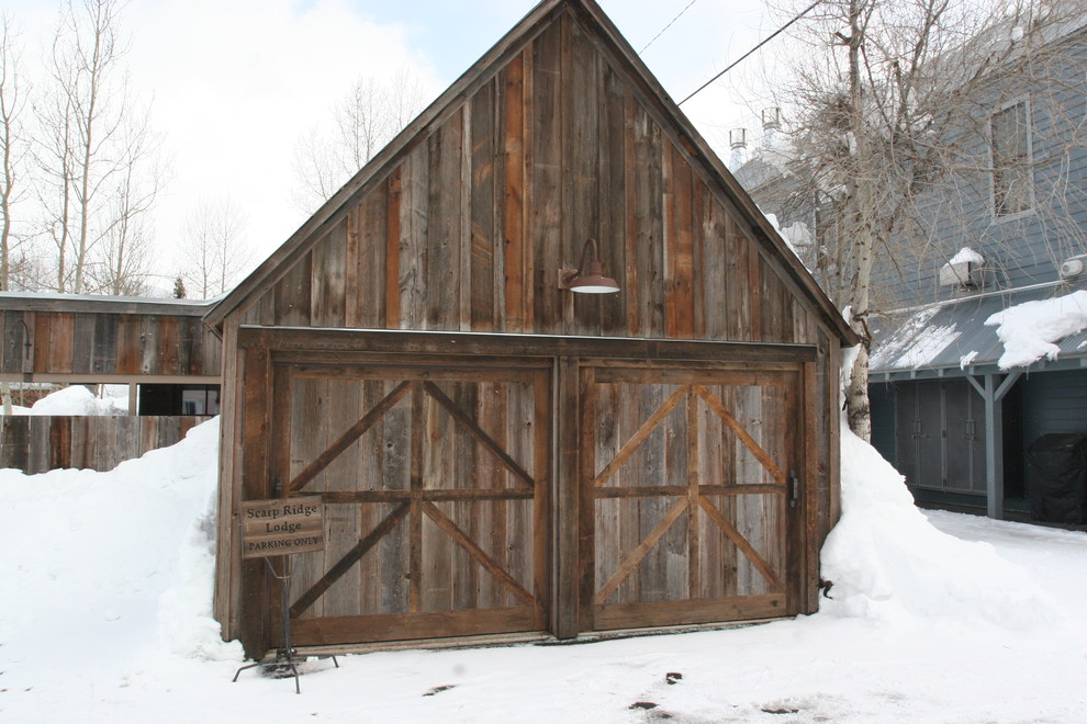 Rustic garden shed and building in Denver.