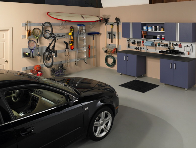 Exemple d'un garage tendance.