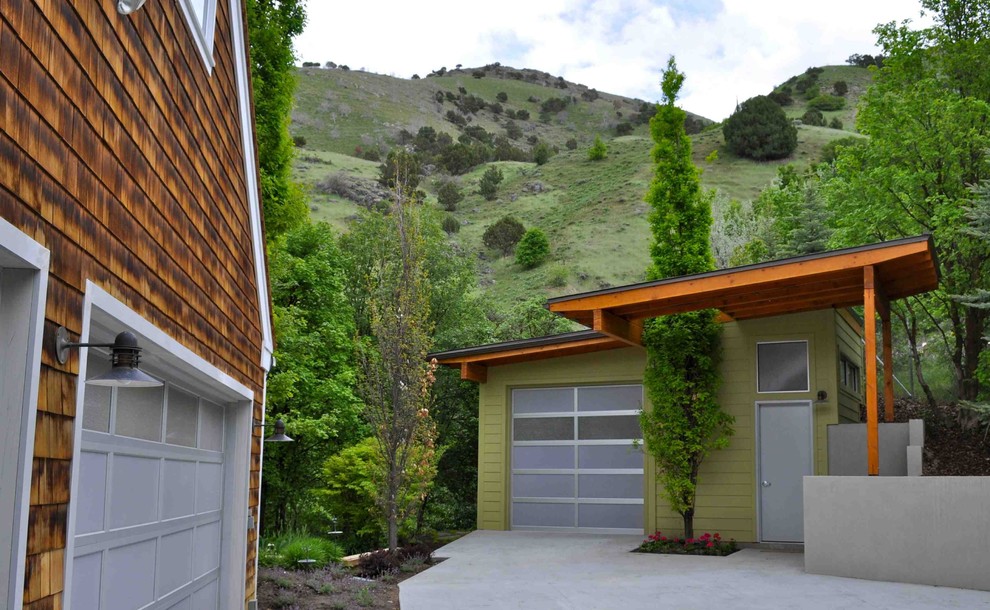 Example of a trendy shed design in Salt Lake City