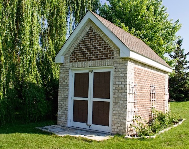 Small cottage detached garden shed photo in Minneapolis