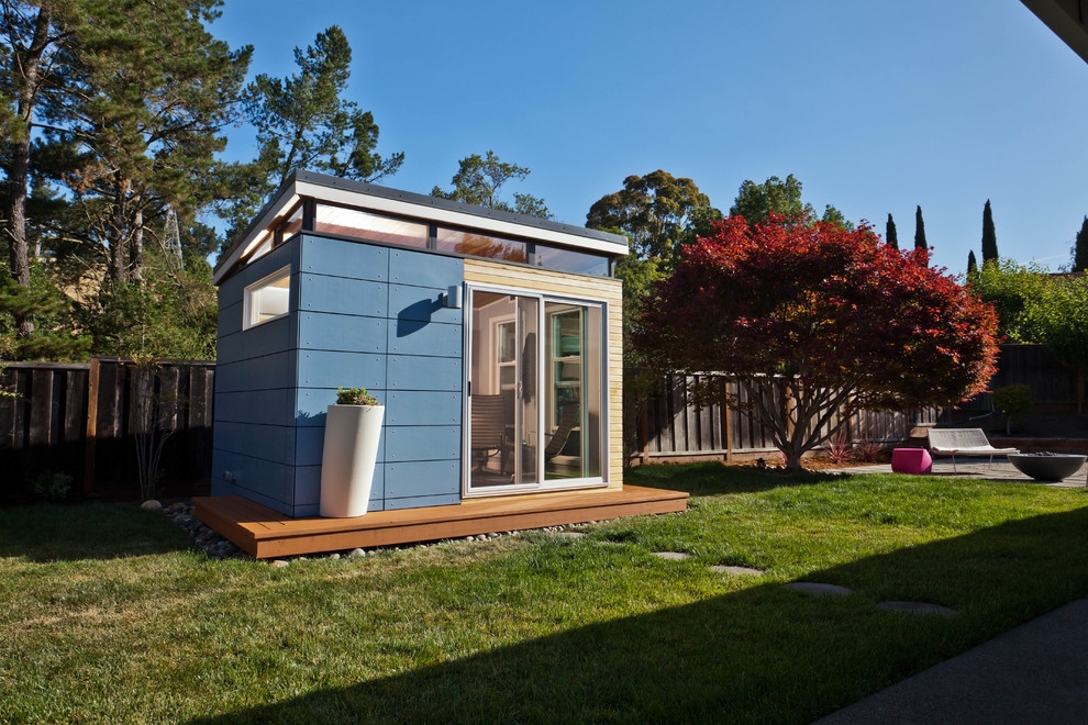 Kleines, Freistehendes Modernes Gartenhaus als Arbeitsplatz, Studio oder Werkraum in San Francisco