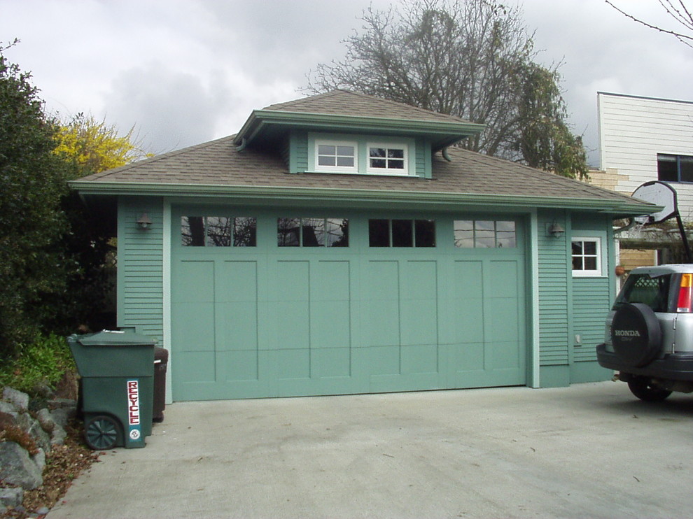 This is an example of a classic garage in Seattle.