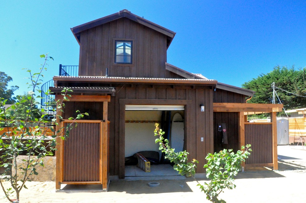Example of a tuscan shed design in San Francisco