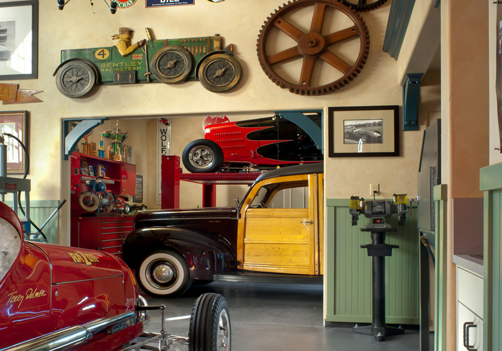 Cette image montre un garage traditionnel.