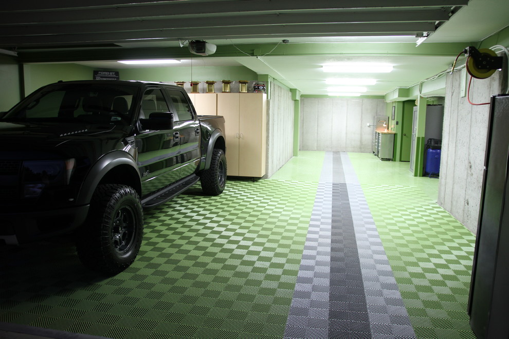 RaceDeck ' Green ' Garage Garage Flooring Modern Garage Salt