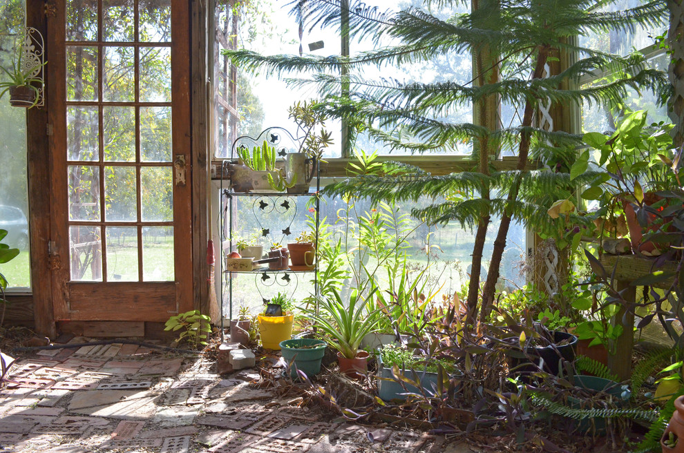 Inspiration for a bohemian garden shed and building in Austin.