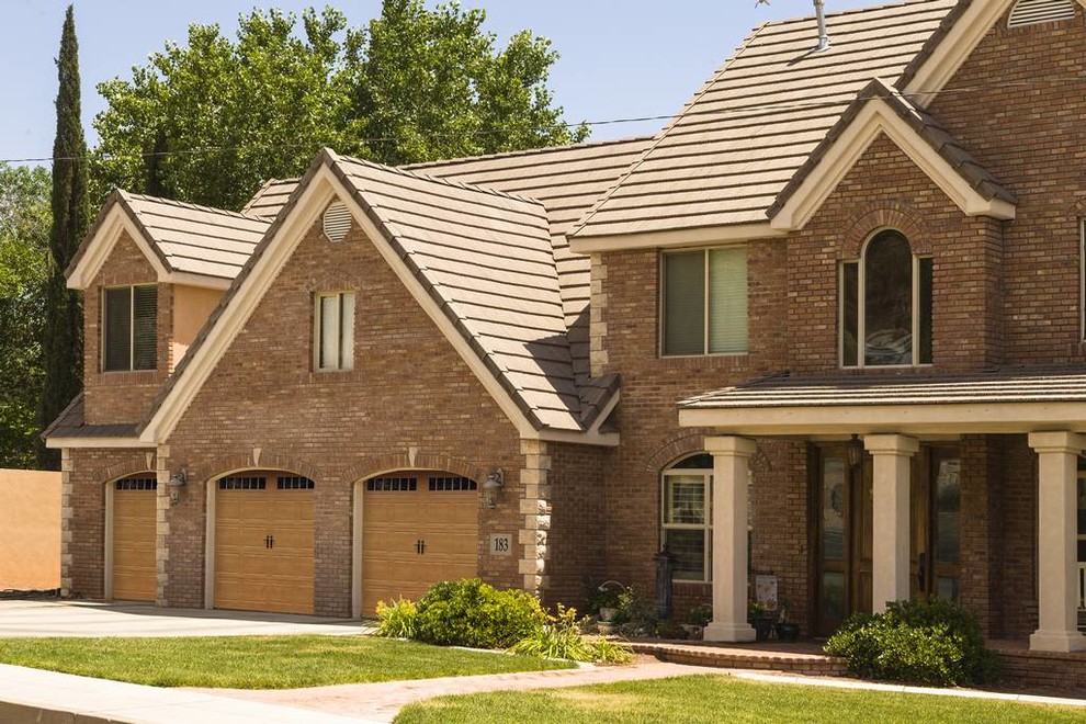 Design ideas for a traditional garden shed and building in Austin.