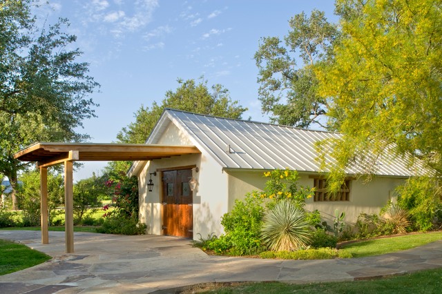 rustic hacienda style texas ranch - american southwest