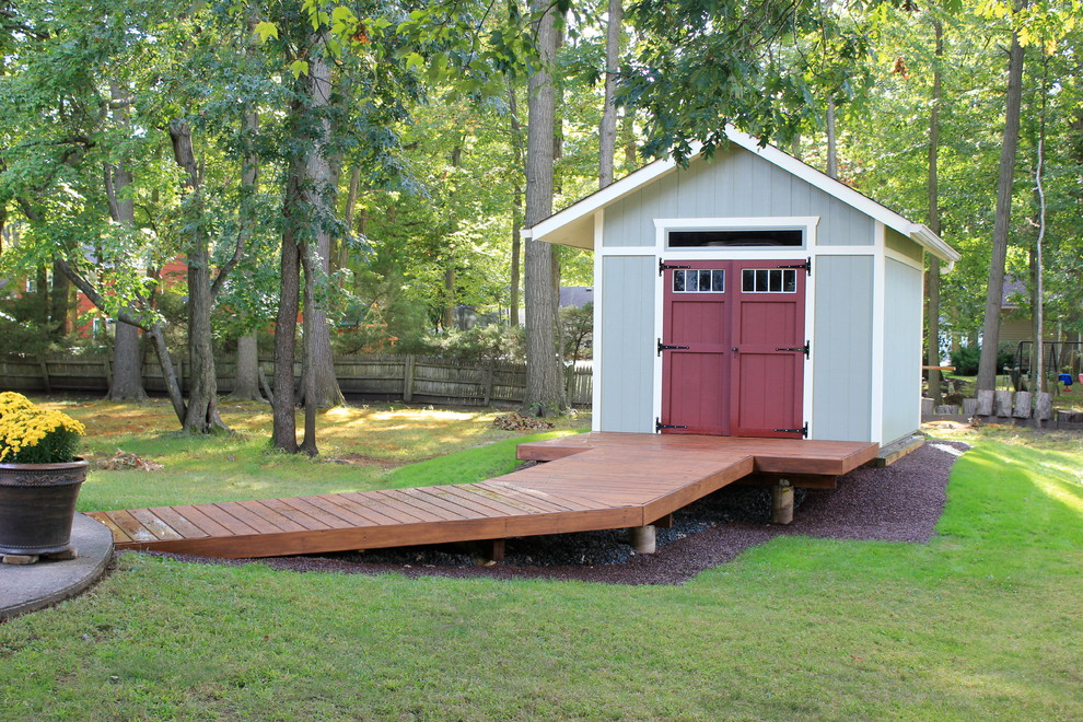 Inspiration for a classic detached garden shed and building in New York.