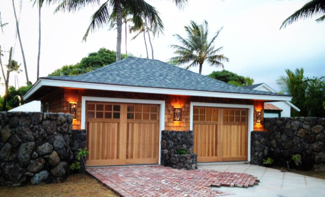 This is an example of a coastal garden shed and building in Hawaii.