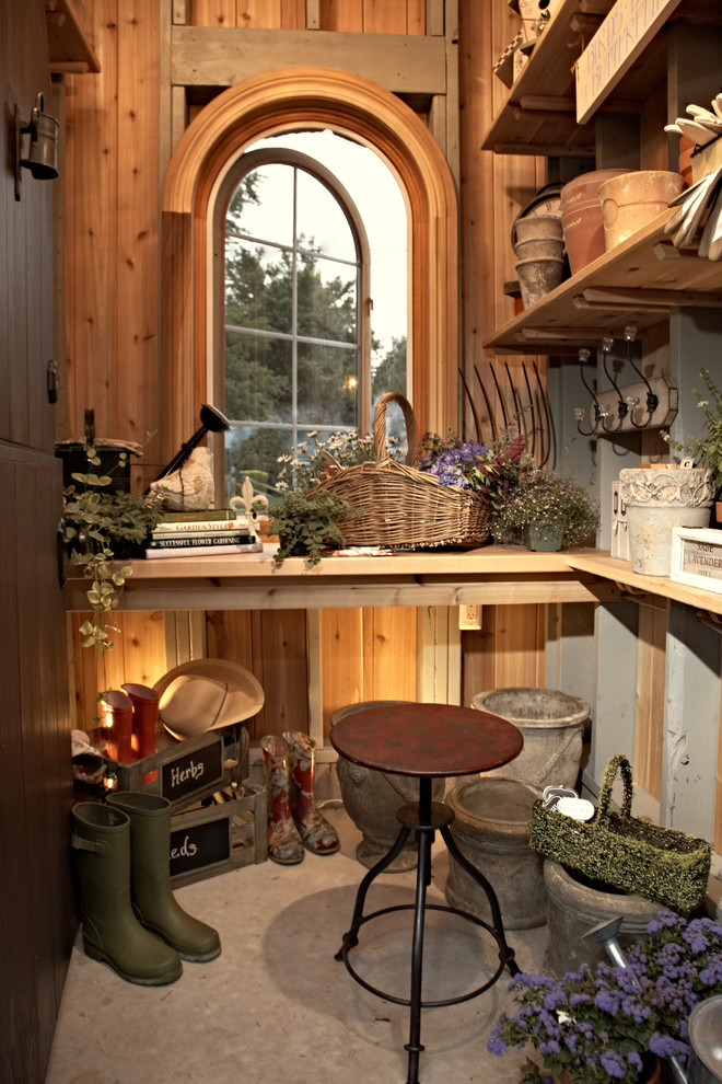 Garden shed - traditional garden shed idea in Detroit