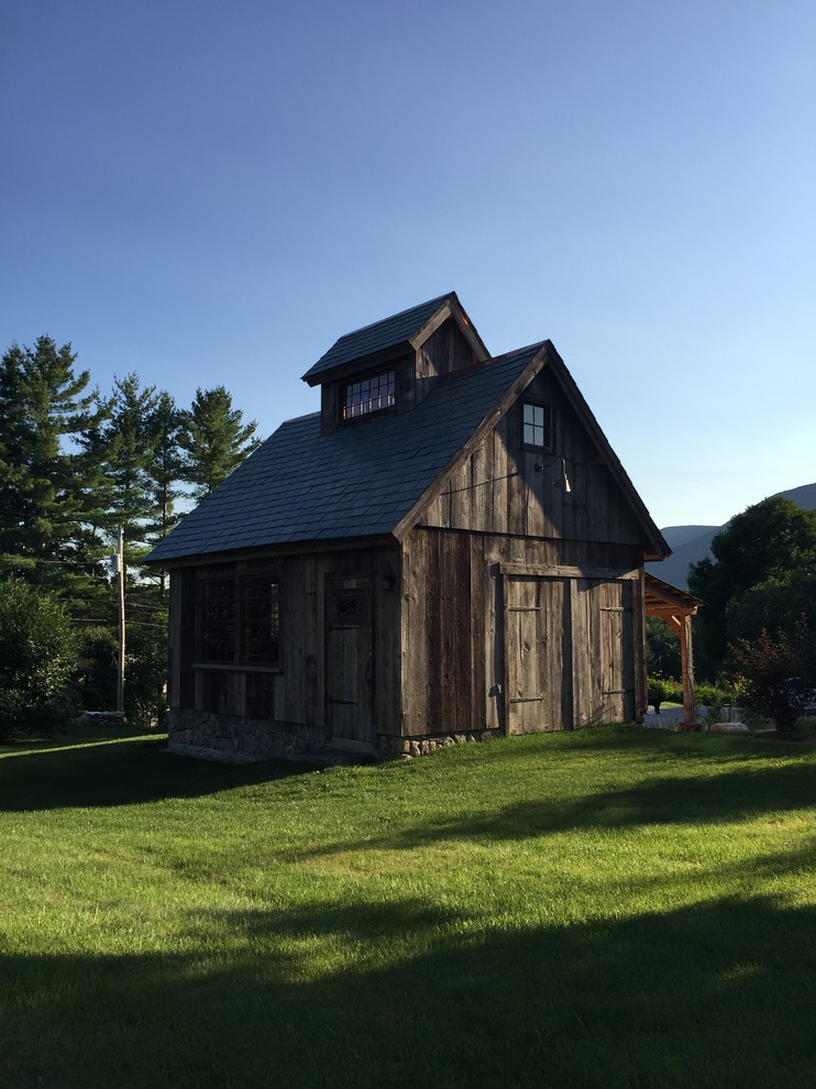 Example of a small mountain style detached garden shed design in Burlington
