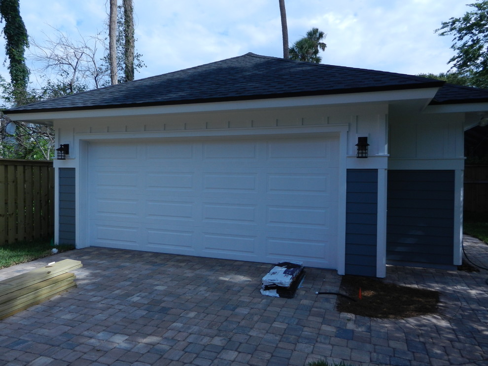 The Atlantic - Tropical - Garage - Jacksonville - by Lendry Homes | Houzz