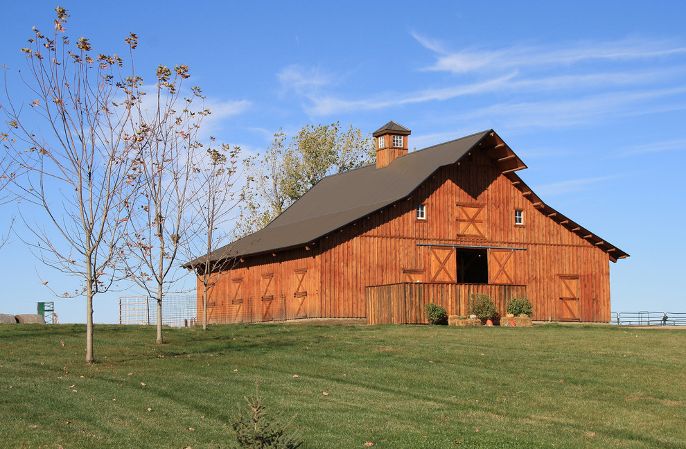 Wood Post & Beam Horse Barn in Nebraska Farmhouse Shed Other by