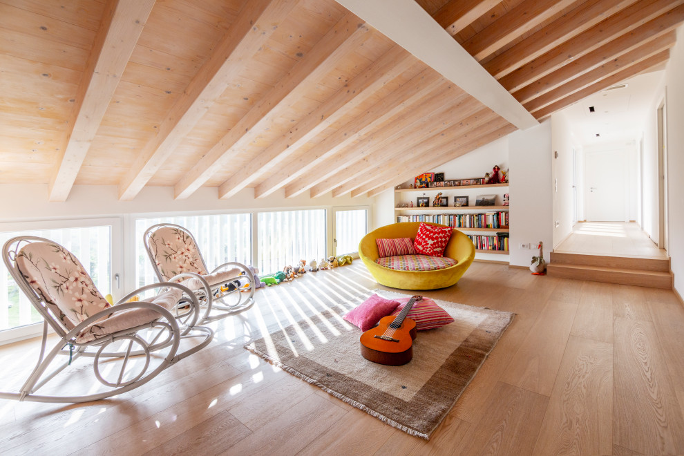 Example of a danish family room design in Venice