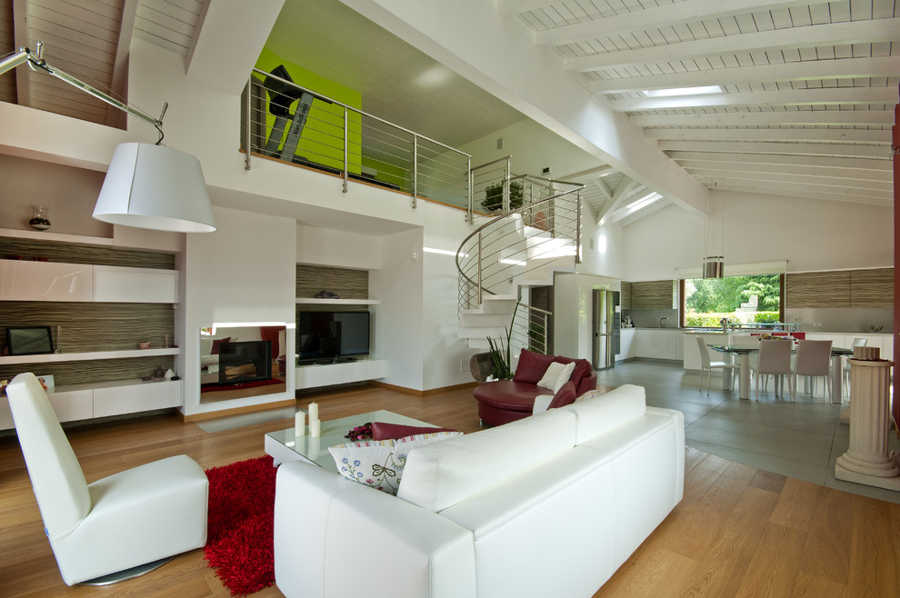 Inspiration for a cottage living room remodel in Milan