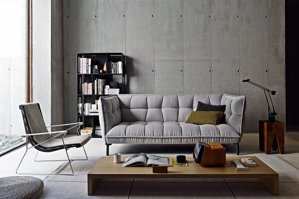 Industrial living room in Turin.