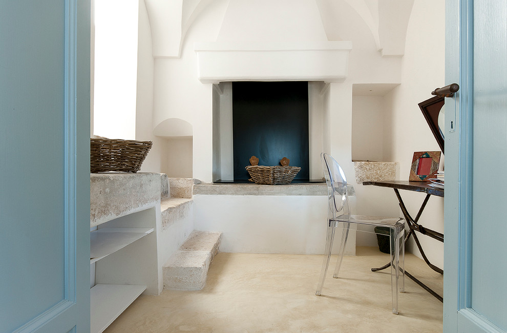 Inspiration for a mediterranean family room remodel in Bari