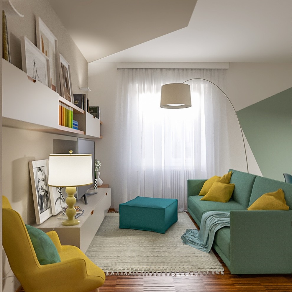 Esempio di un piccolo soggiorno design aperto con angolo bar, pareti multicolore, parquet scuro e parete attrezzata