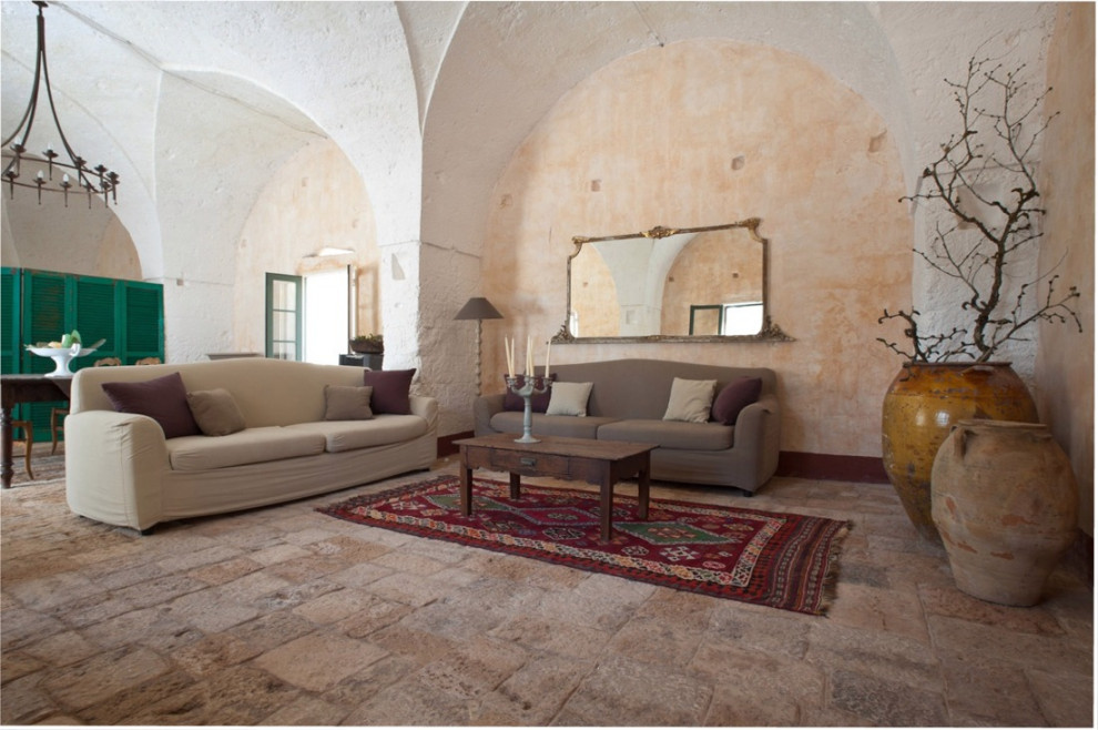 Mediterranes Wohnzimmer in Bari