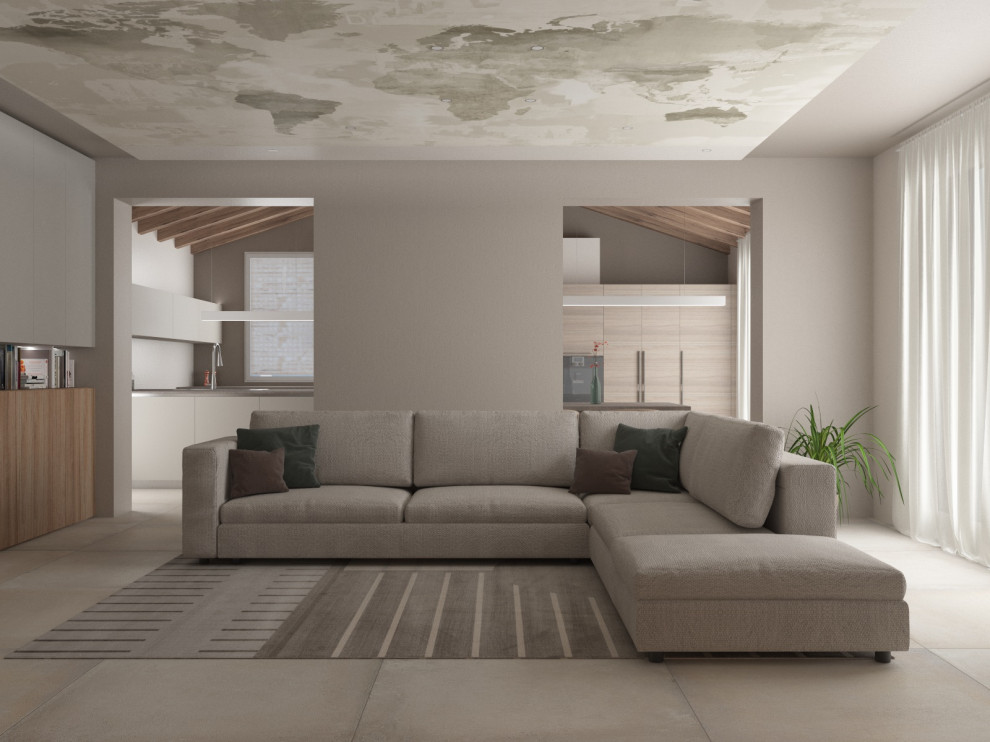 Esempio di un grande soggiorno scandinavo aperto con pareti beige, pavimento in gres porcellanato, TV a parete, pavimento grigio e soffitto in carta da parati
