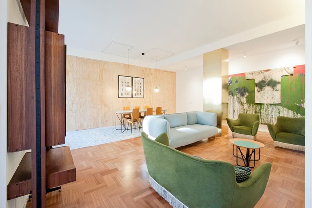 Houzz Tour: Milan Apartment Channels Midcentury Italian Design