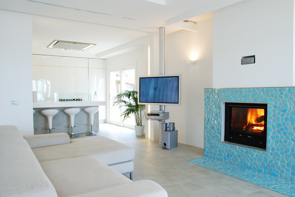 Living room - coastal living room idea in Rome