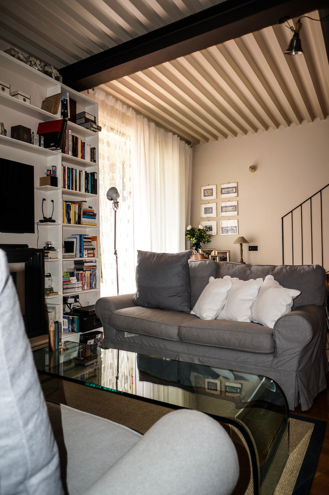 Design ideas for a farmhouse living room in Milan.