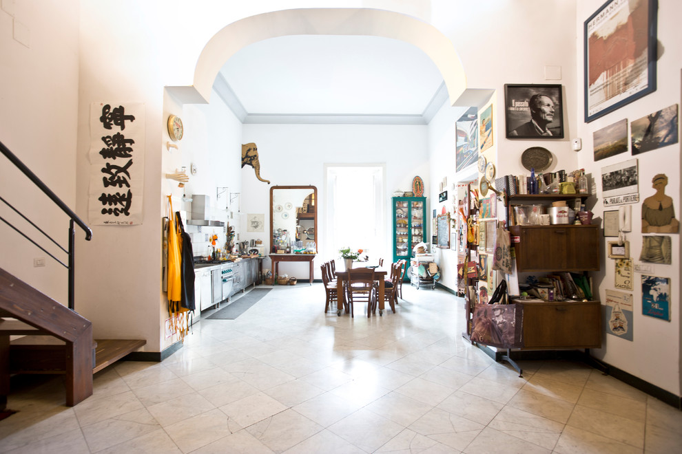 Stilmix Wohnzimmer in Neapel