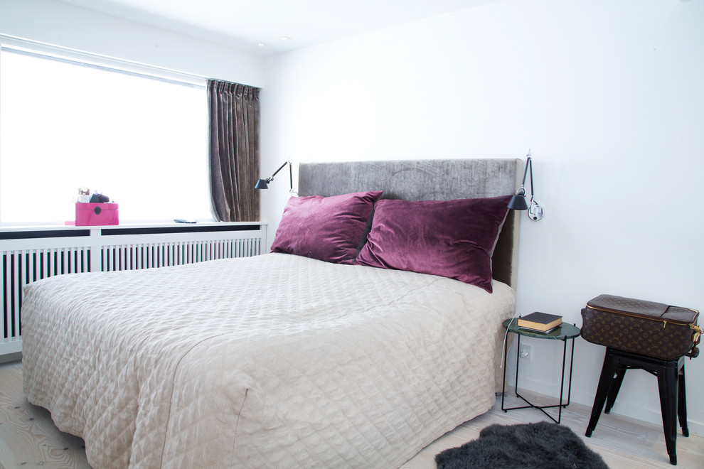 コペンハーゲンにある北欧スタイルのおしゃれな寝室のレイアウト