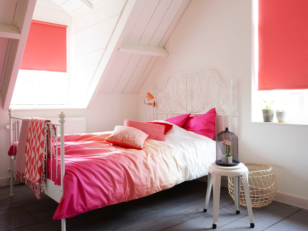 コペンハーゲンにあるトランジショナルスタイルのおしゃれな寝室