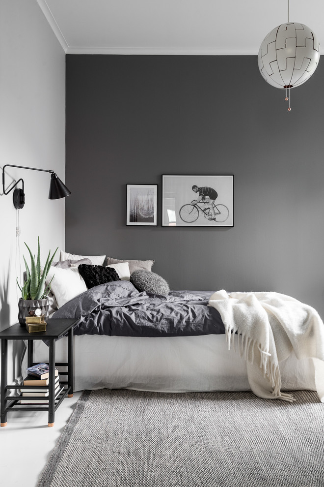 This is an example of a contemporary bedroom in Gothenburg.