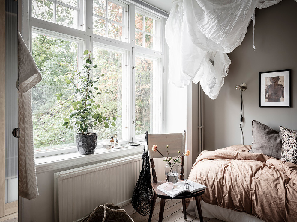 Photo of a scandi bedroom in Gothenburg.