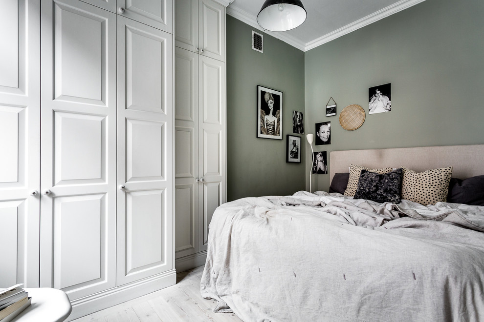 На фото: спальня в скандинавском стиле