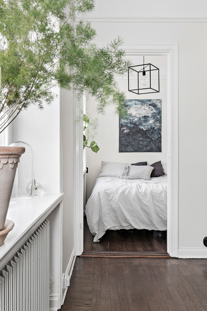 Inspiration for a scandinavian bedroom remodel in Stockholm