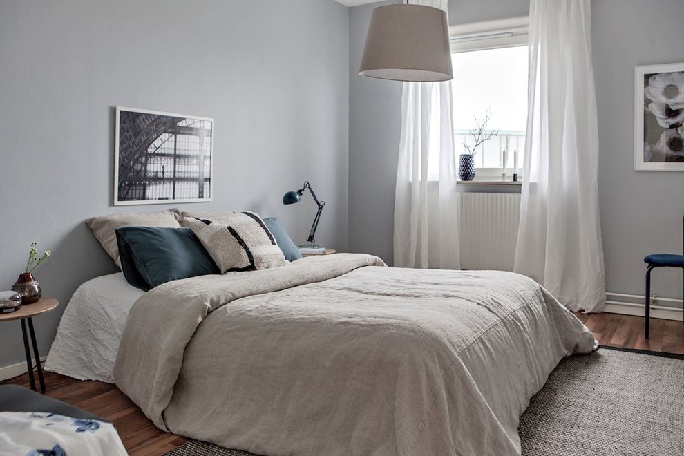 Bedroom - scandinavian bedroom idea in Malmo