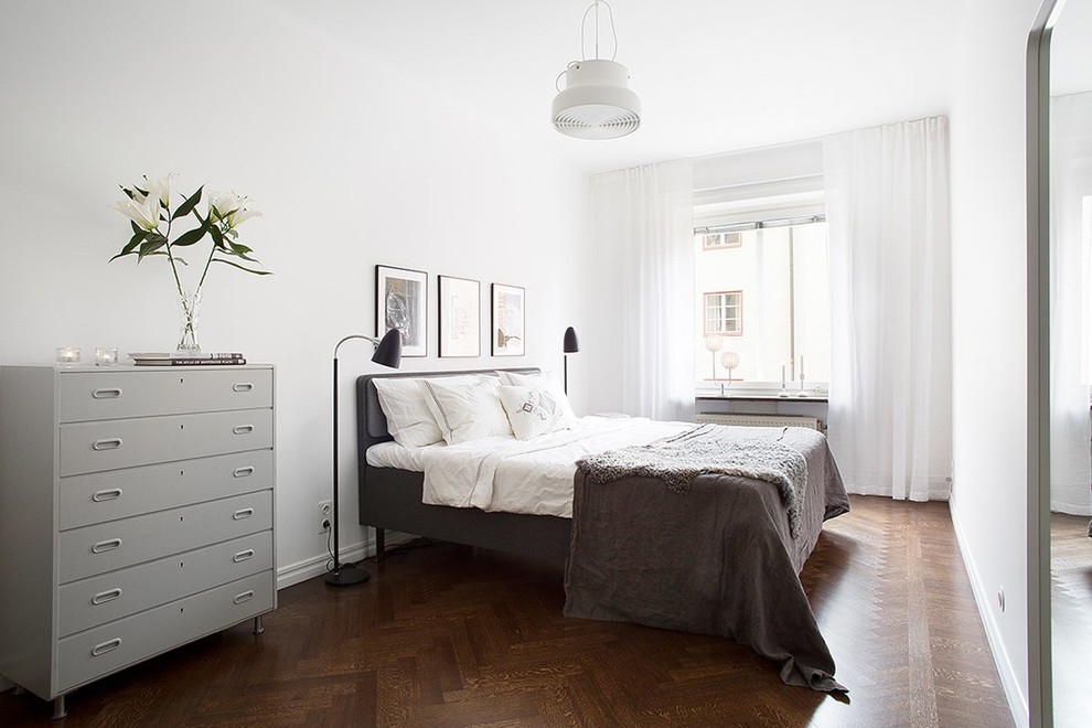 Inspiration for a modern bedroom in Stockholm.