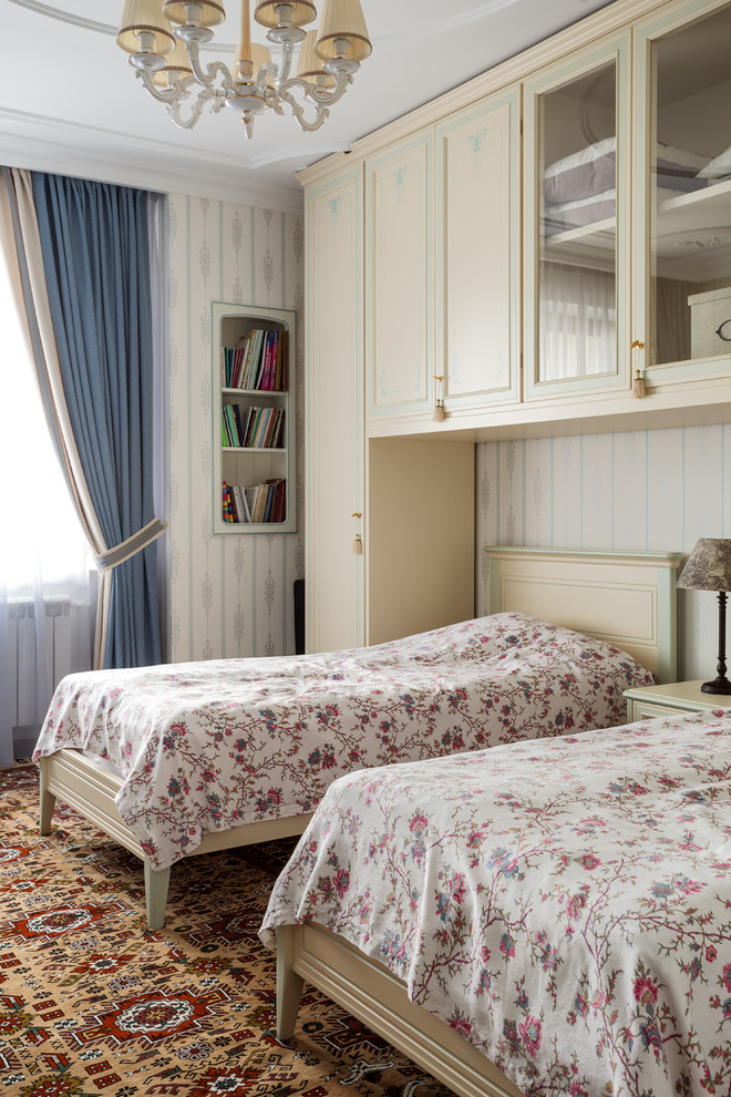 Foto de dormitorio clásico renovado de tamaño medio