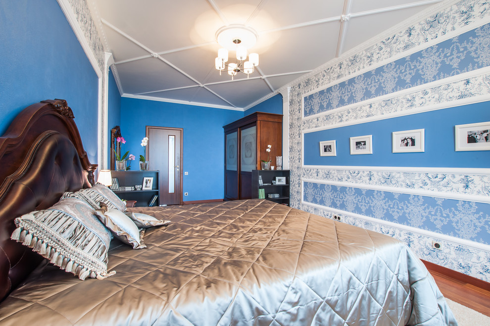 Mittelgroßes Shabby-Style Schlafzimmer in Moskau