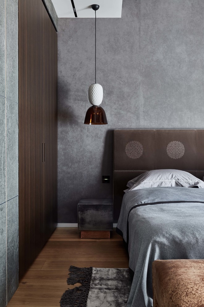 Inspiration for a contemporary bedroom in Moscow.