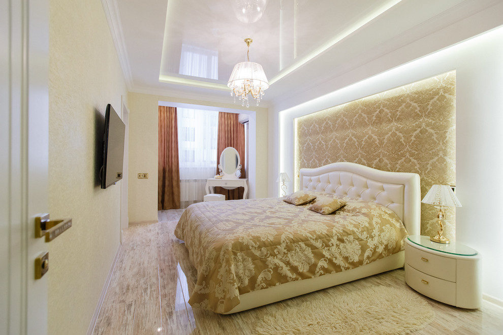 モスクワにあるトラディショナルスタイルのおしゃれな寝室のインテリア