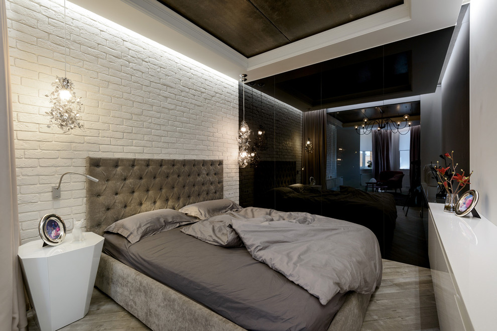 Источник вдохновения для домашнего уюта: хозяйская спальня в современном стиле с белыми стенами